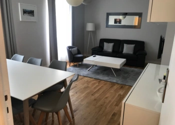 Appartement T2 de 52m2 à Louer à Paris 1 Rue de Montenotte, Paris, France