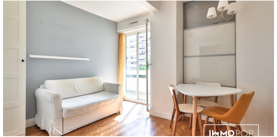 Appartement à louer Type 2 de 43 m² à Paris 15ème