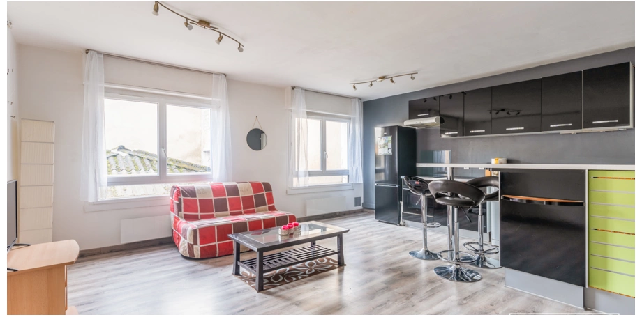 Appartement T2 de 48m² à louer avec parking et cave à Bordeaux