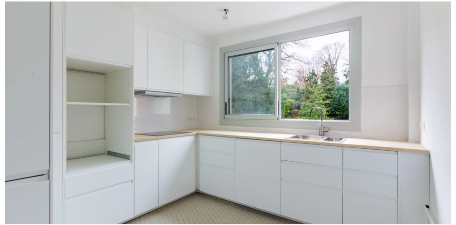 Appartement T3 de 77m2 + cave et box, à Saint-Cloud à louer