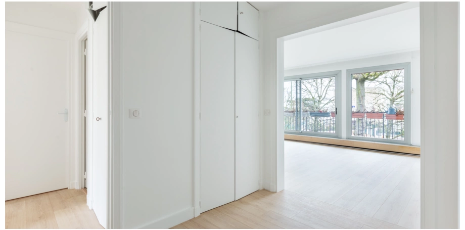 Appartement T3 de 77m2 + cave et box, à Saint-Cloud à louer