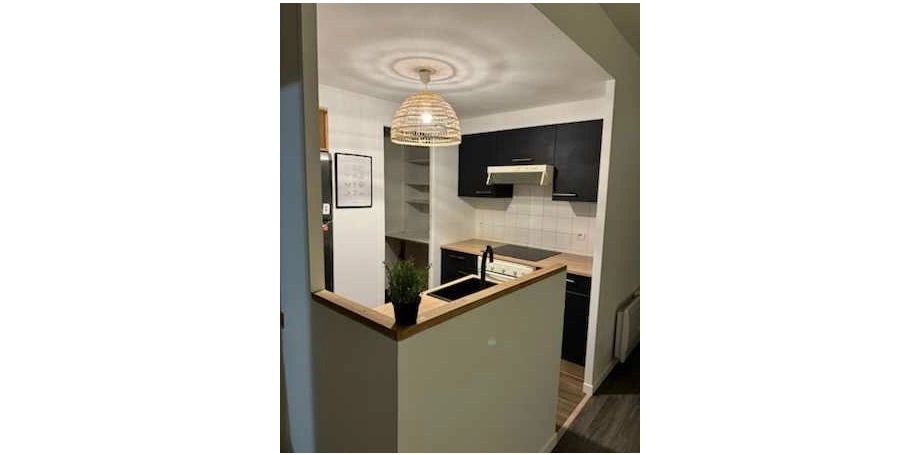 Appartement meublé Type 2 de 38m² à louer avec chai à Bordeaux centre