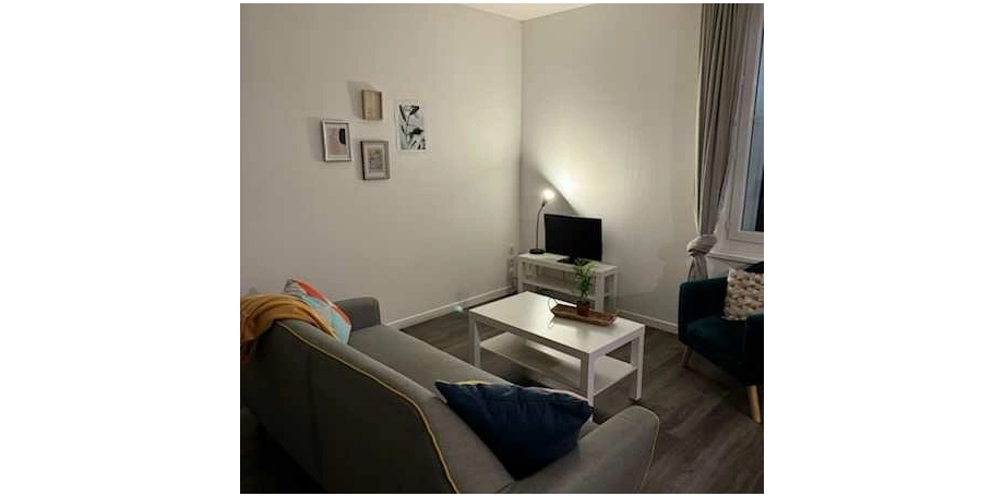 Appartement meublé Type 2 de 38m² à louer avec chai à Bordeaux centre